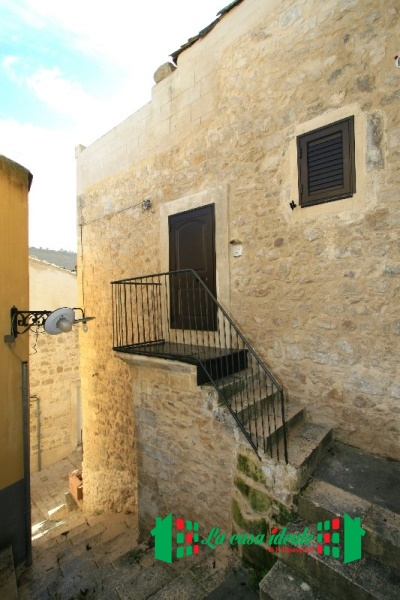 Villa Unifamiliare - Indipendente RAGUSA vendita  Ibla  La Casa Ideale