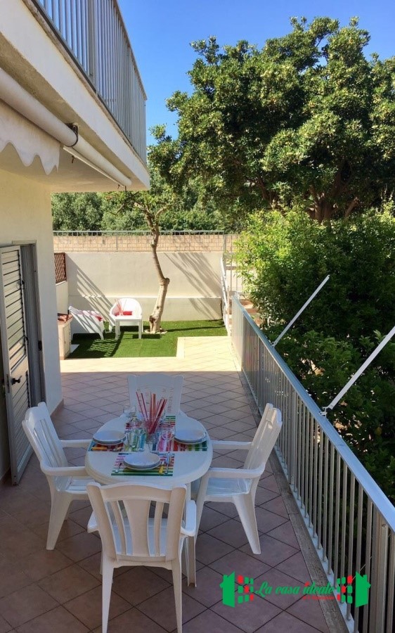 Villa Bifamiliare RAGUSA affitto  Marina di Ragusa  La Casa Ideale