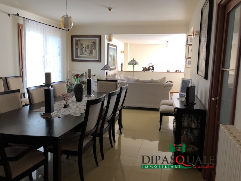 Villa RAGUSA vendita  Ragusa  La Casa Ideale
