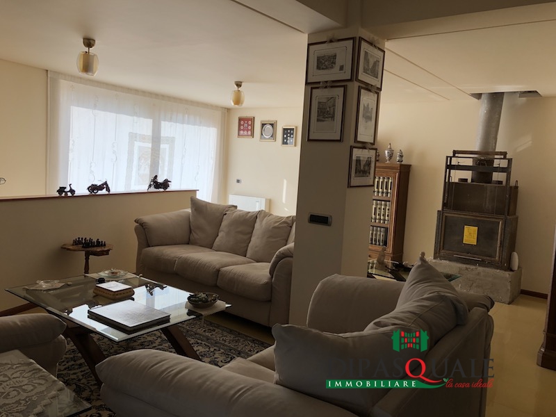 Villa RAGUSA vendita  Ragusa  La Casa Ideale
