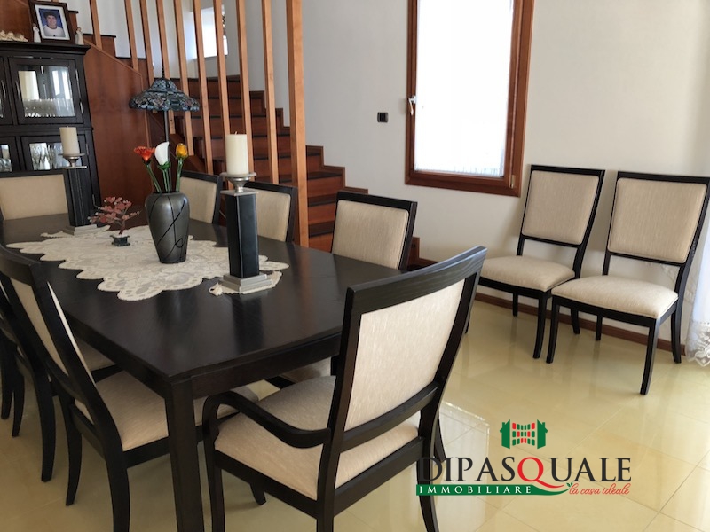 Villa RAGUSA vendita  Ragusa  La Casa Ideale